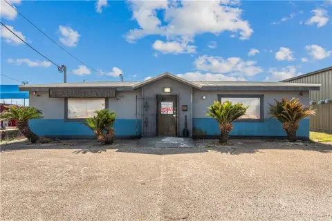 Turnkey Bar & Grill Opportunity