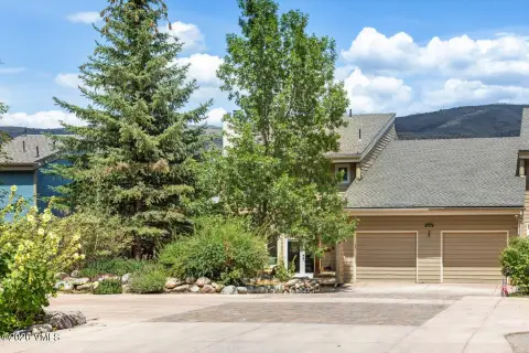 Furnished Mountain Short-Term Rental