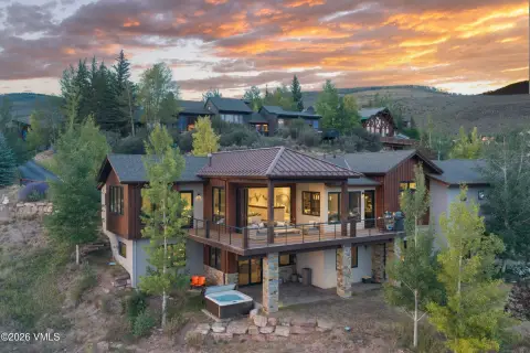 Mountain-View Duplex
