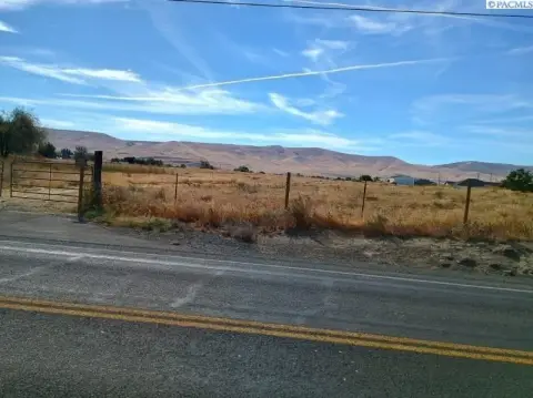 Prosser 5-Acre Agricultural Land