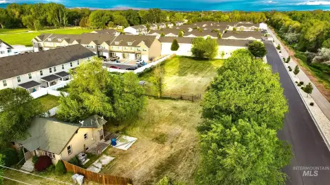 Nampa Land with Development Potential