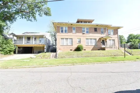 Shreveport Quadruplex on Highland Avenue