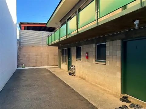 Kalihi Four-Unit Apartment Building