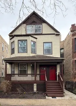 Chicago Multifamily Property For Sale