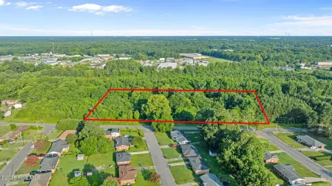 Land Parcel in Flood Zone