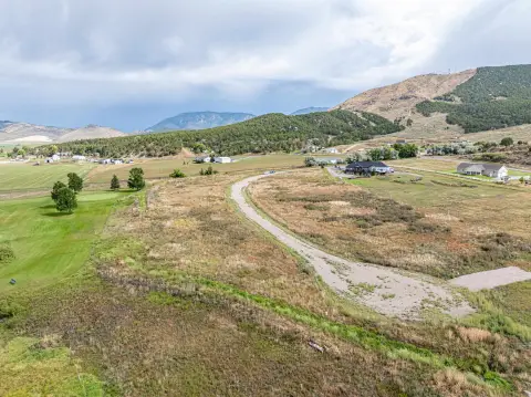 Residential Lot Near Golf Course