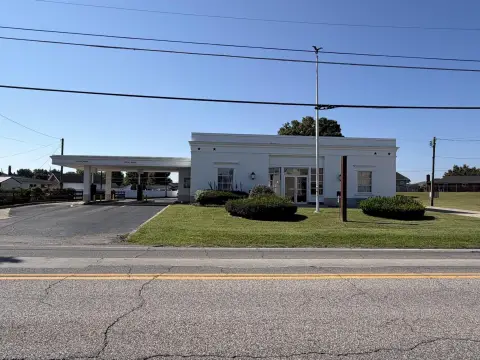 Specialty Property with Drive-Through