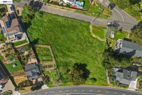 Hayward Highlands Development Opportunity