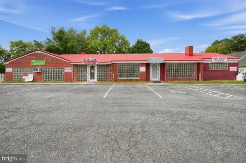 5-Unit Strip Center