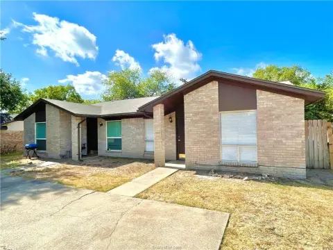 Duplex with Tile Floors