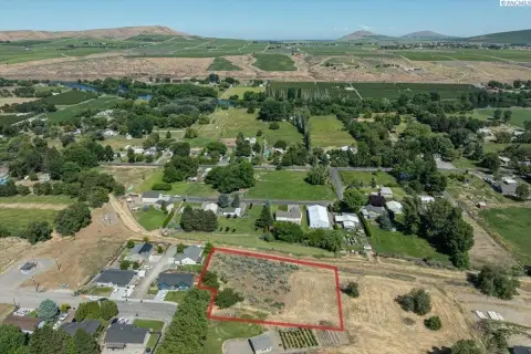 Subdividable Land with Mountain Views