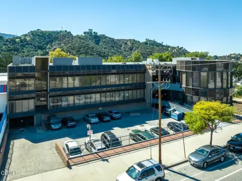 Office Suites in Three-Story Tower