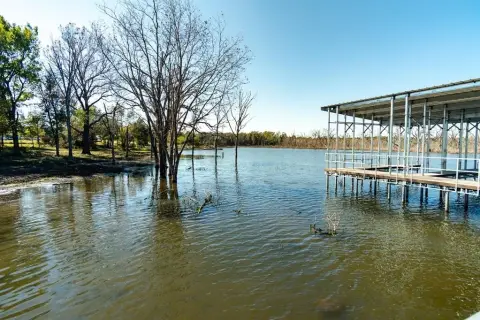 Land with Deeded Boat Slip