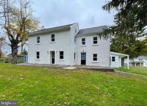 Colonial Quadplex Residential Income