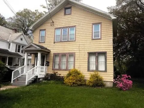 Triplex with Separate Utilities