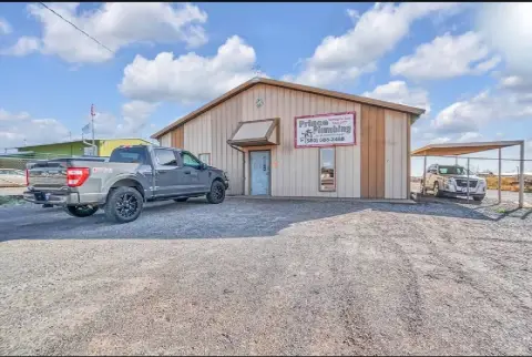 Commercial Business in Hollis, OK