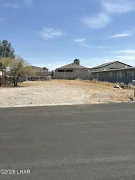 Residential Lot with Mountain Views