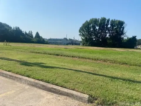 Cleared Commercial Acreage for Development