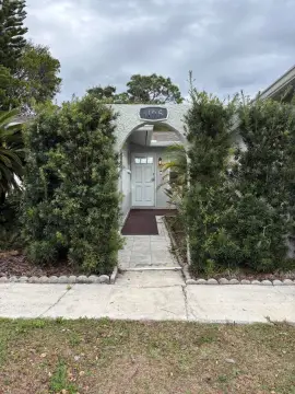 Clearwater Turnkey Duplex with Pool