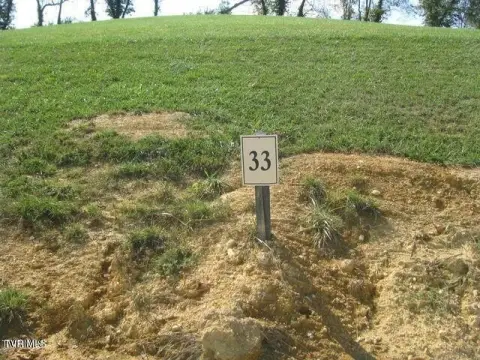 Residential Land in Vineyard Farms