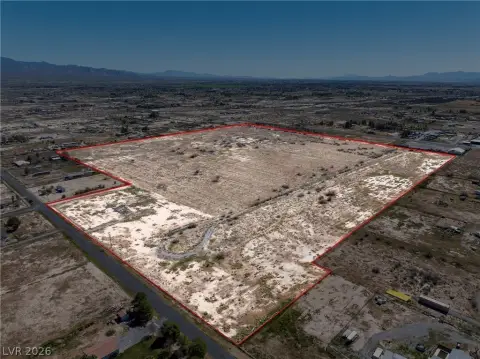 Fully Fenced Farmland Parcel with Well