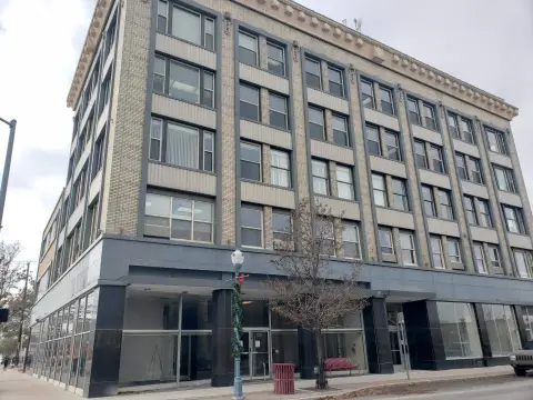 Corner Office Space with Parking