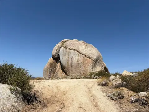 Picturesque 40-Acre Parcel in Sage