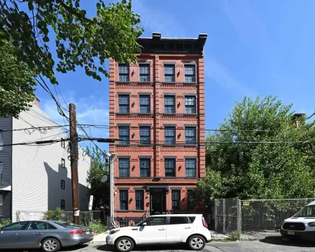 Renovated Multifamily Building in Jersey City