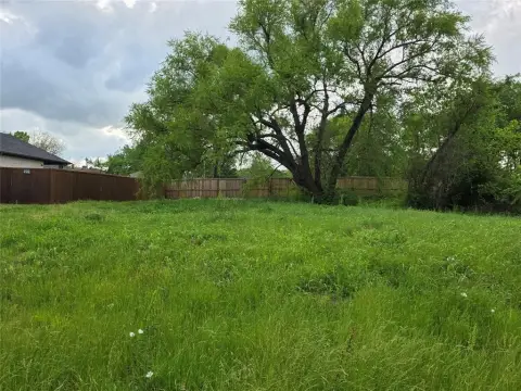 Residential Lot in Greenville, TX