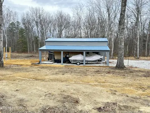 Equestrian Land Near East Fork