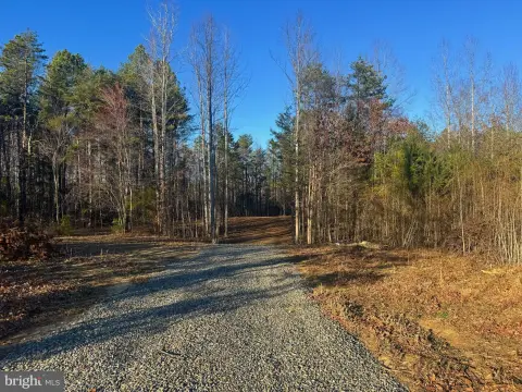 Equestrian Landing Build-Ready Lot