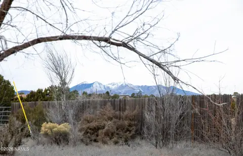 2.5 Acres in Quiet Neighborhood