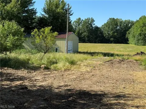 Pole Barn & Orchard Land