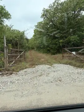 5-Acre Land Parcel Near Waco