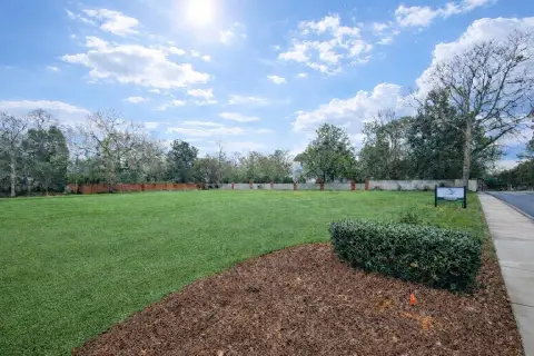 Aiken Buildable Lot in Horse District