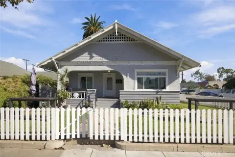 Triplex with Separate Rear Building