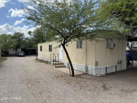 Tenant-Occupied Quadplex with Central Air