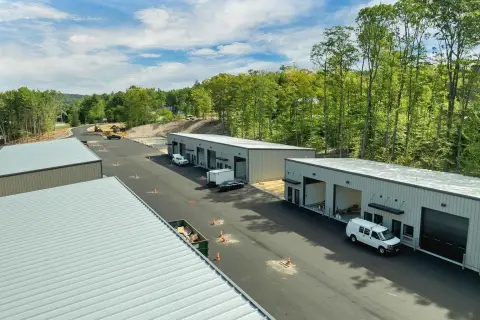 Flex Space with Overhead Door