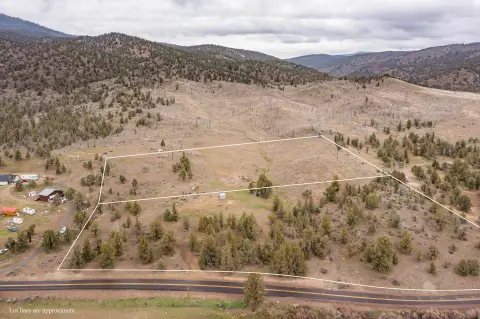 Prineville Land with Public Land Access
