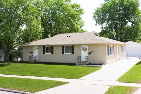 Two-Unit Ranch-Style Duplex