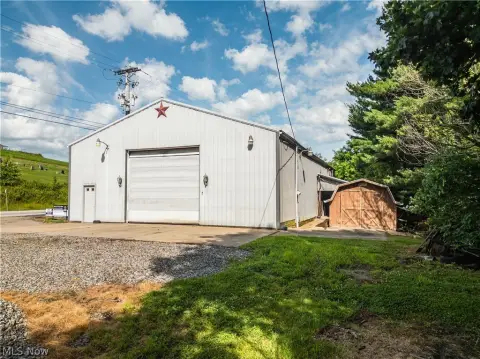 Warehouse Property with Storage Barn