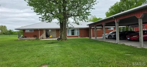 Ranch Triplex with Garage Apartment