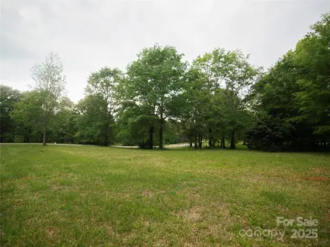 Residential Land in Rutherfordton, NC
