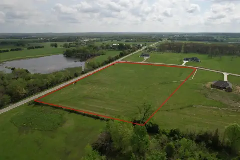 Residential Land in Springfield, MO
