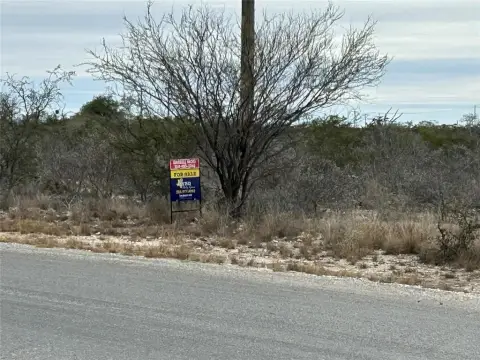 Del Rio Land For Sale