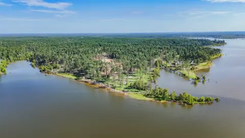 Waterfront Lots in Legacy Point