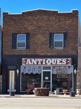 Historical Mixed-Use Building in Springfield