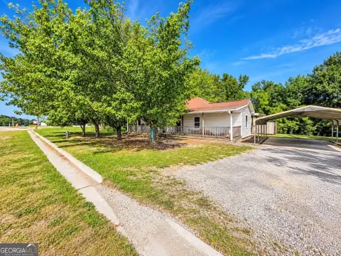 Mixed-Use Commercial Property
