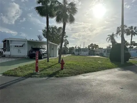 Vacant Corner Lot in Tampa