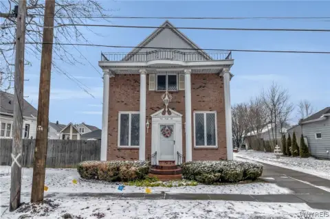 Renovated Duplex on Double Lot